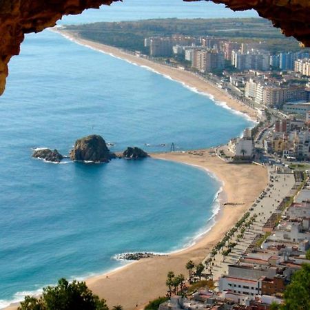 Apartamento Fanals Lloret de Mar Bagian luar foto