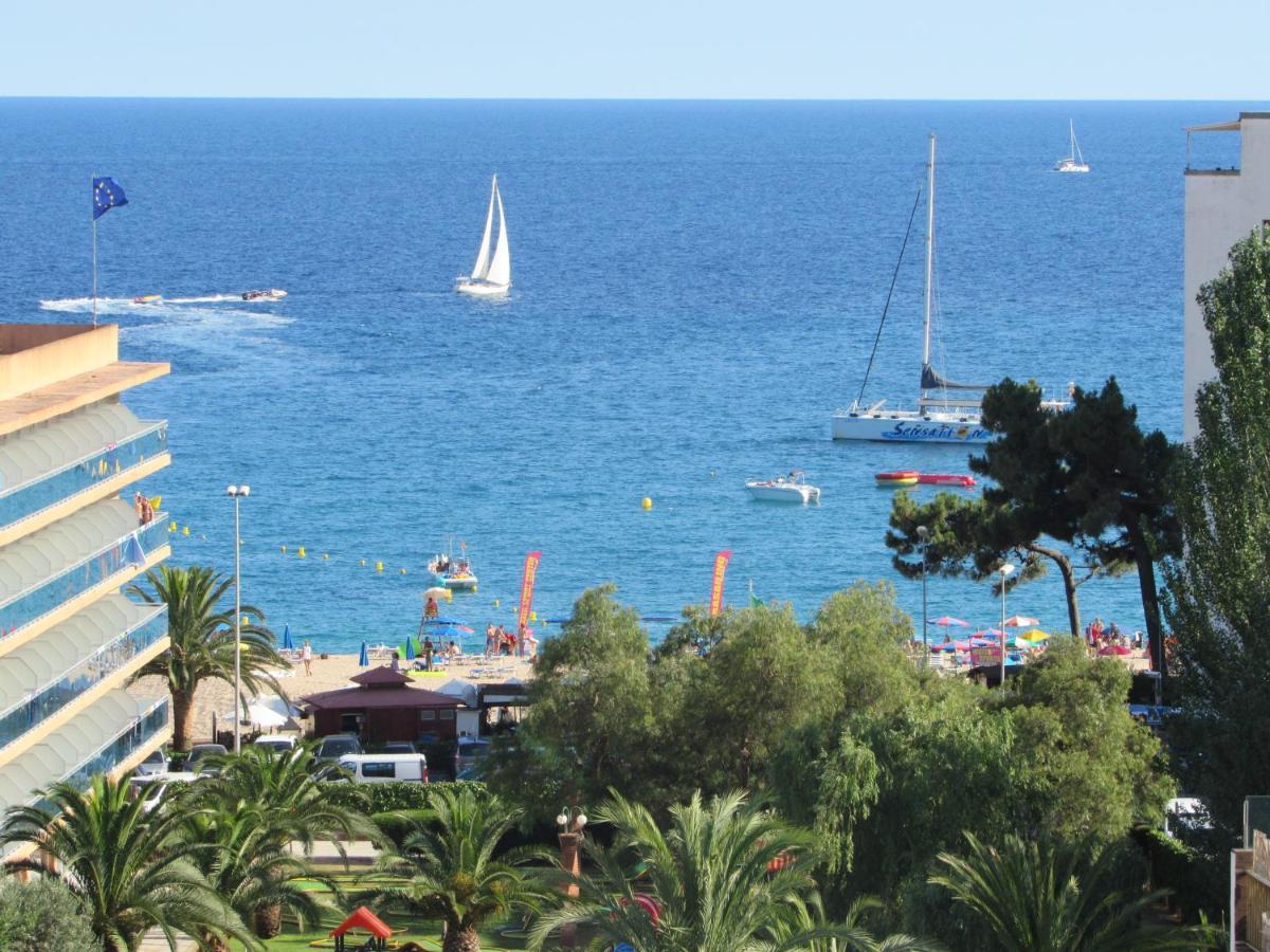 Apartamento Fanals Lloret de Mar Bagian luar foto